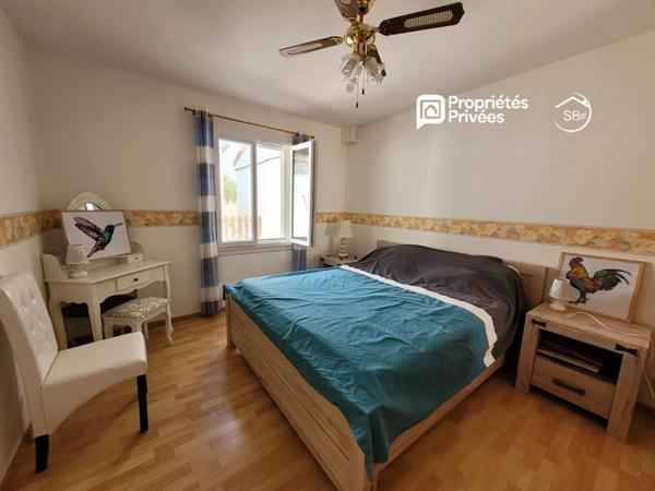 Maison de plain-pied 4 chambres avec piscine et garage - Lagorce 319 000  HAI