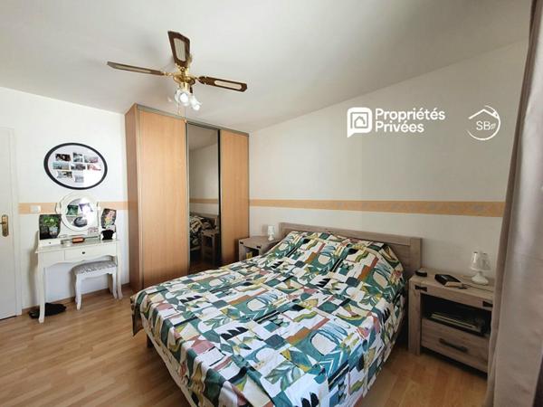 Maison de plain-pied 4 chambres avec piscine et garage - Lagorce 319 000  HAI