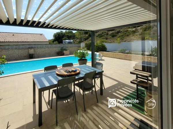 Maison de plain-pied 4 chambres avec piscine et garage - Lagorce 319 000  HAI