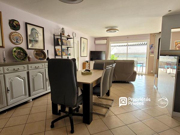 Maison de plain-pied 4 chambres avec piscine et garage - Lagorce 319 000  HAI
