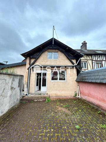 Maison en cœur de bourg à rafraichir