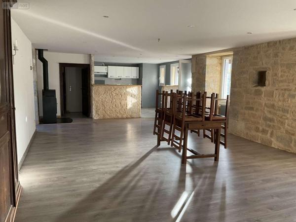 Maison à vendre à Gourdon dans le Lot (46300), ref : 46041/440