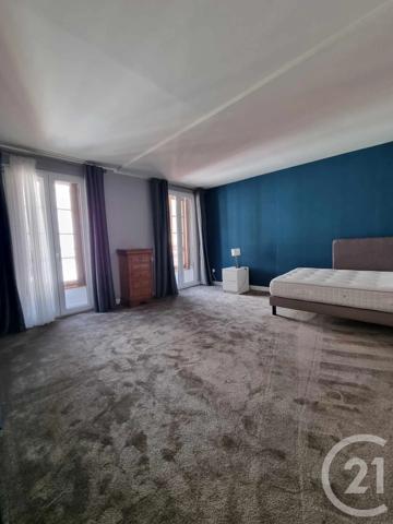 Appartement T7 à vendre  7 pièces - 192 m 2   BEAUNE  - 21