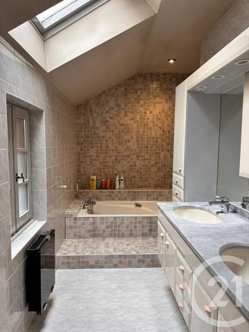 Appartement T7 à vendre  7 pièces - 192 m 2   BEAUNE  - 21