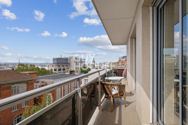 Gambetta - 3 pièces - Balcon avec vue panoramique sur tous les monuments de Paris de 18 m2