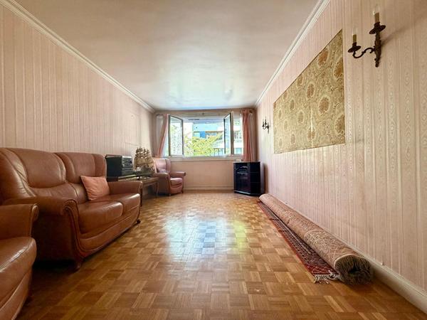 A Vendre 3 pièces 64,41 m2 Paris 19ème