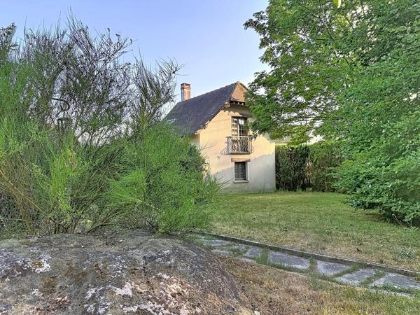 Bâtisse à rénover avec fort potentiel d'aménagement