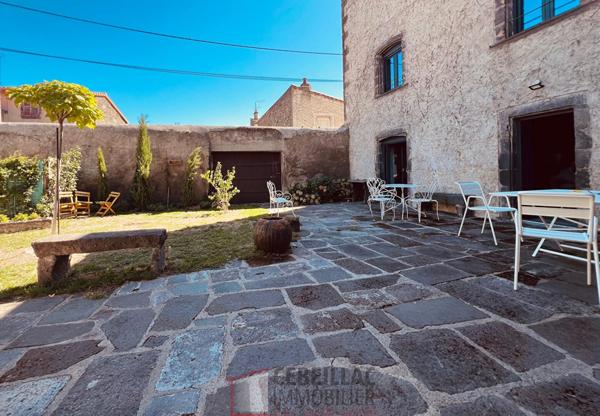 Maison 7 pièce(s) 4 chambre(s) 268 m²