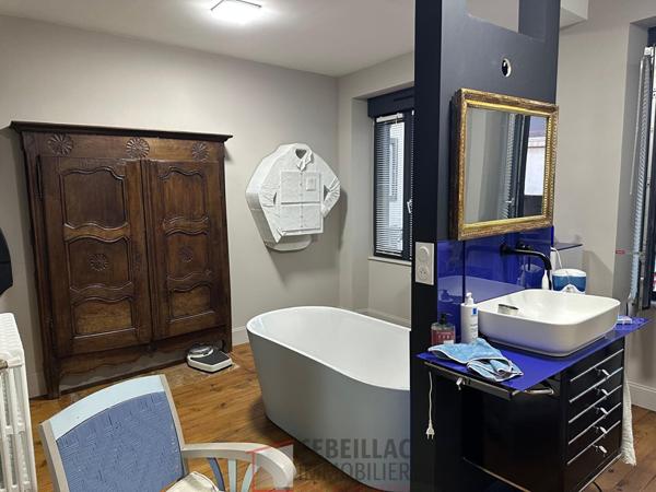 Maison 7 pièce(s) 4 chambre(s) 268 m²