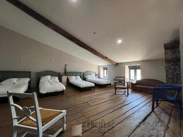 Maison 7 pièce(s) 4 chambre(s) 268 m²