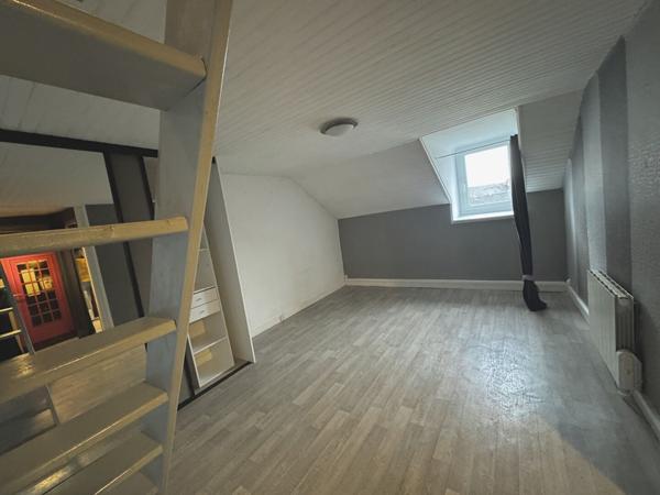 Charmant T2 duplex Nantes rue Mazagran, idéal investisseur ou 1ère acquisition