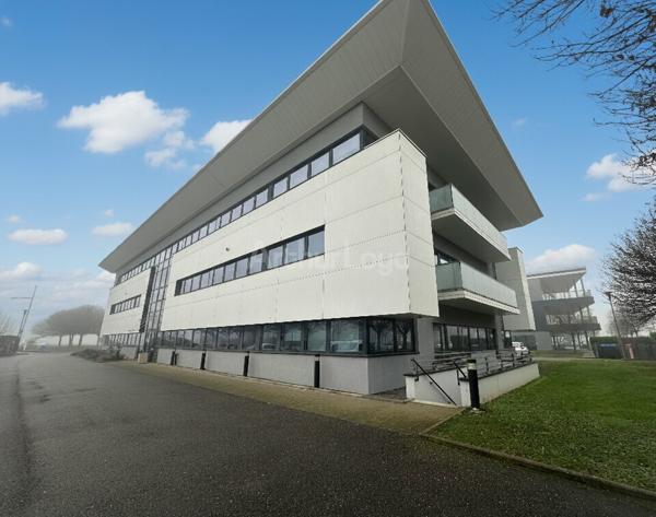 BUREAUX à LOUER de 987 m²