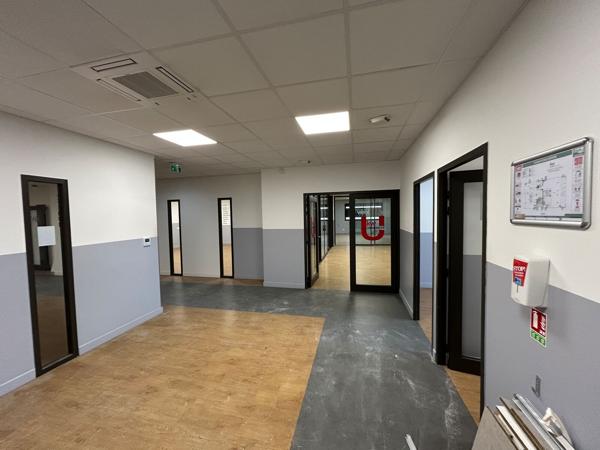 Bureaux à louer - 447 m2 - Perpignan