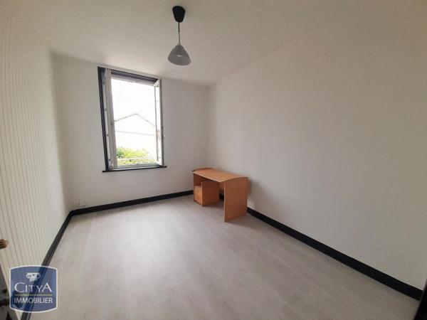 Maison à louer 5 pièces 76.05m²