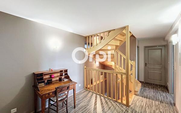 Maison à vendre    5 pièces • 168 m2 Pierrefort