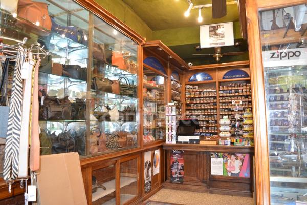 Dpt Nièvre (58), à vendre NEVERS Tabac - Maroquinerie