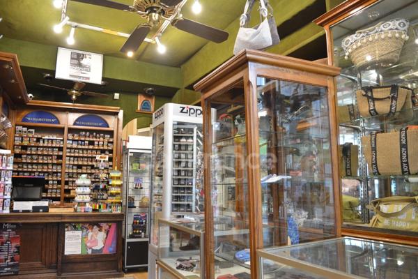 Dpt Nièvre (58), à vendre NEVERS Tabac - Maroquinerie