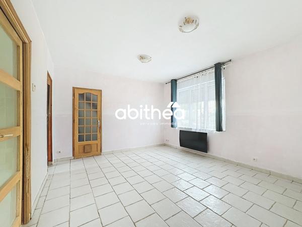 MAISON SEMI-INDIVIDUELLE 99m2 - 3 CHAMBRES - GARAGE - JARDIN