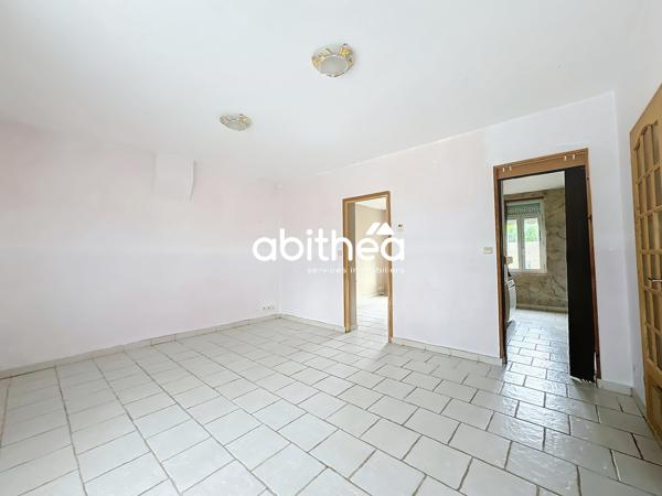 MAISON SEMI-INDIVIDUELLE 99m2 - 3 CHAMBRES - GARAGE - JARDIN