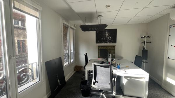Bureaux Commerciaux rénovés au Coeur d'Orléans 278 m2 - Rue Jeanne d'Arc