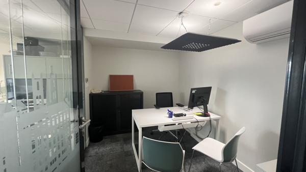 Bureaux Commerciaux rénovés au Coeur d'Orléans 278 m2 - Rue Jeanne d'Arc