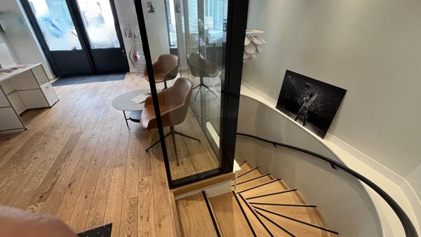 Bureaux Commerciaux rénovés au Coeur d'Orléans 278 m2 - Rue Jeanne d'Arc