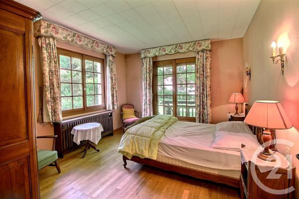 Maison à vendre  8 pièces - 210,91 m2 LUGRIN - 74