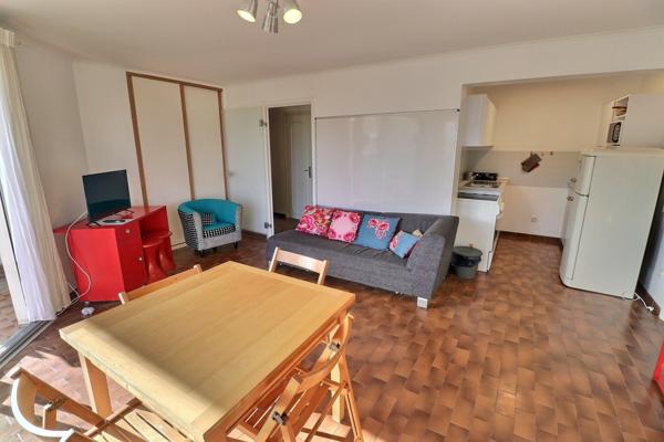 Carnon plage (34130) Exclusivité à Carnon Plage: Appartement 3 pièces en 2eme ligne avec balcon et une place de parking