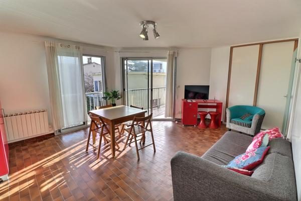 Carnon plage (34130) Exclusivité à Carnon Plage: Appartement 3 pièces en 2eme ligne avec balcon et une place de parking