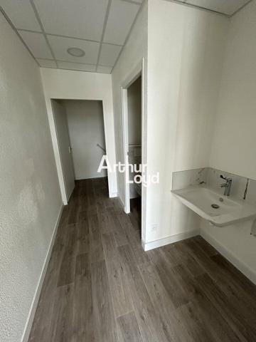Location bureaux 140 m² - Saint Raphaël