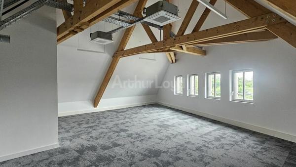 BUREAUX à LOUER de 289 m²