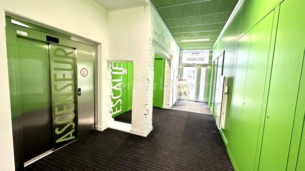 BUREAUX à LOUER de 289 m²