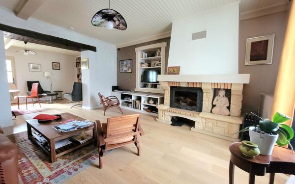 Maison à vendre    6 pièces • 141 m2 Jurançon