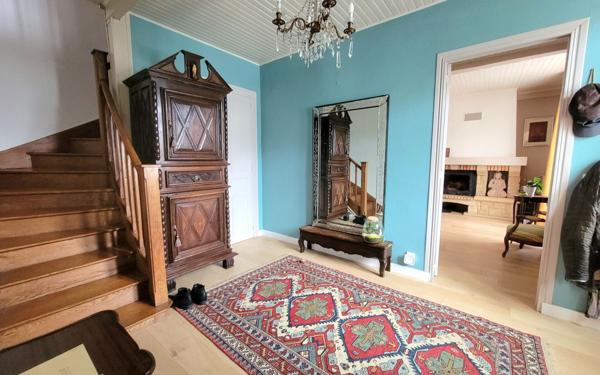 Maison à vendre    6 pièces • 141 m2 Jurançon