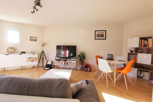location appartement type 2 dans le bas du quartier de kerfeunteun