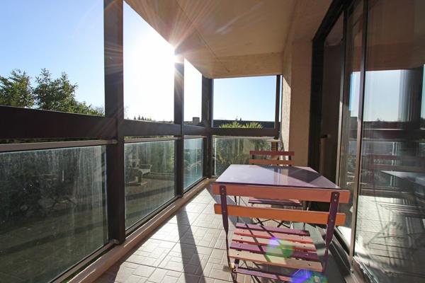 location appartement type 2 dans le bas du quartier de kerfeunteun