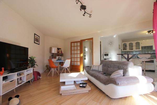 location appartement type 2 dans le bas du quartier de kerfeunteun