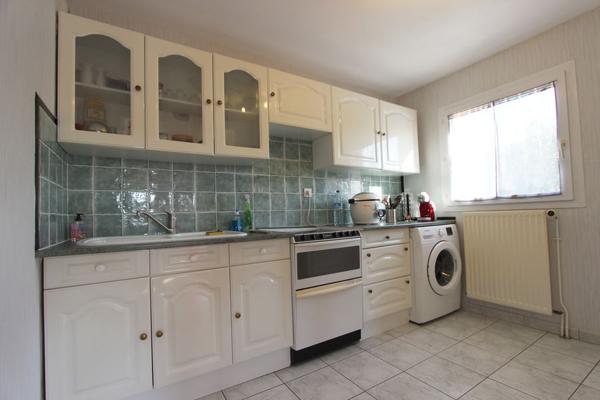 location appartement type 2 dans le bas du quartier de kerfeunteun