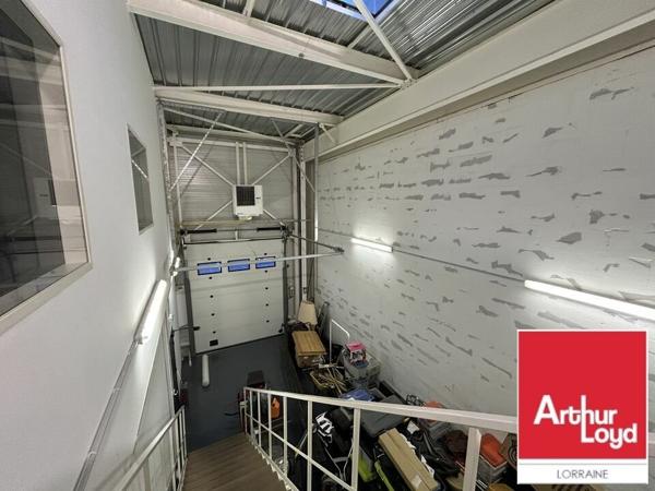 BUREAUX à LOUER de 216 m²