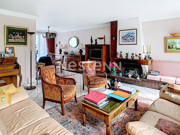 Plaisir Domaine de la Bataille Villa Erable plain pied 4 chambres expo sud terrain 900 m², (192 m² utiles)