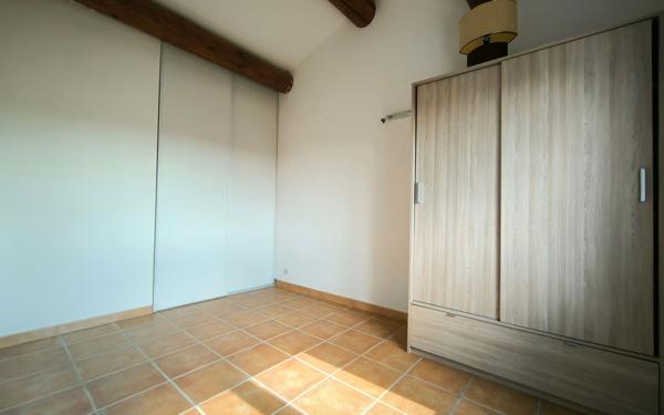 Maison à vendre    4 pièces •  La Calmette