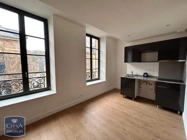 Appartement à louer 29.78m²