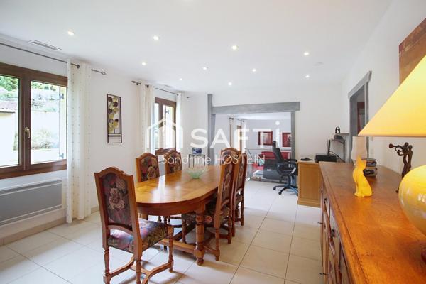 Beau Pavillon de 100m2 hab sur 8 ares de terrain