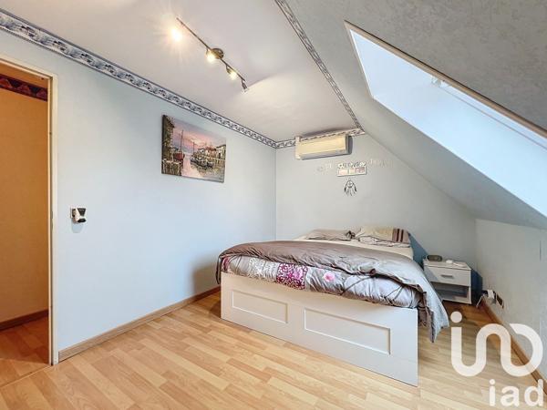 Maison traditionnelle 4 pièces de 88 m² à Othis (77280)