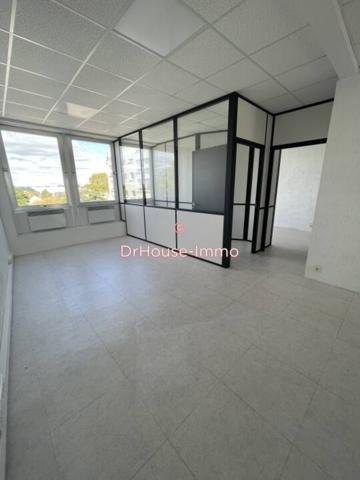 Immeuble à vendre 10 pièces de 542 m²