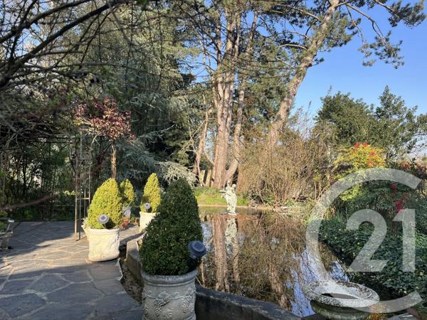 Maison à vendre  9 pièces - 172,61 m 2   GISORS  - 27