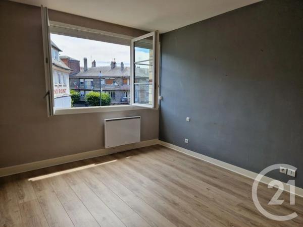 Appartement T3 à vendre  3 pièces - 55,66 m 2   LISIEUX  - 14