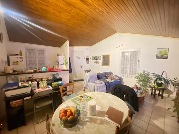 IMMEUBLE CENTRE MAUZE SUR LE MIGNON 4 LOTS 3T2,1T3