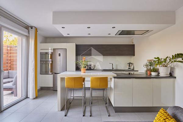 Appartement T3 avec jardin et parkings, Aix-en-Provence