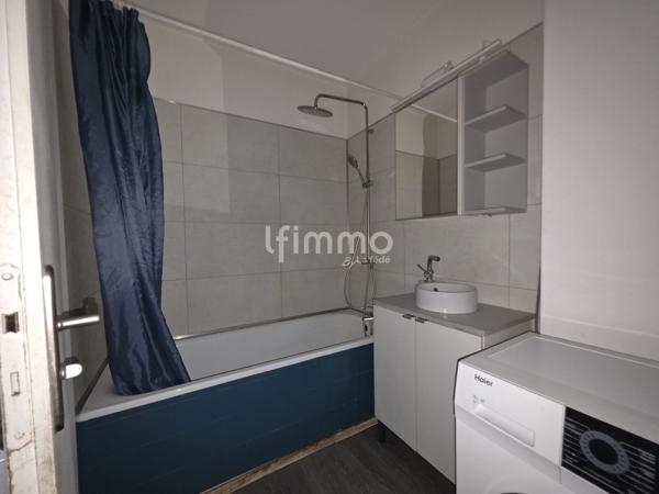 F2 avec balcon, parking - Résidence Pierrefontaine Mulhouse